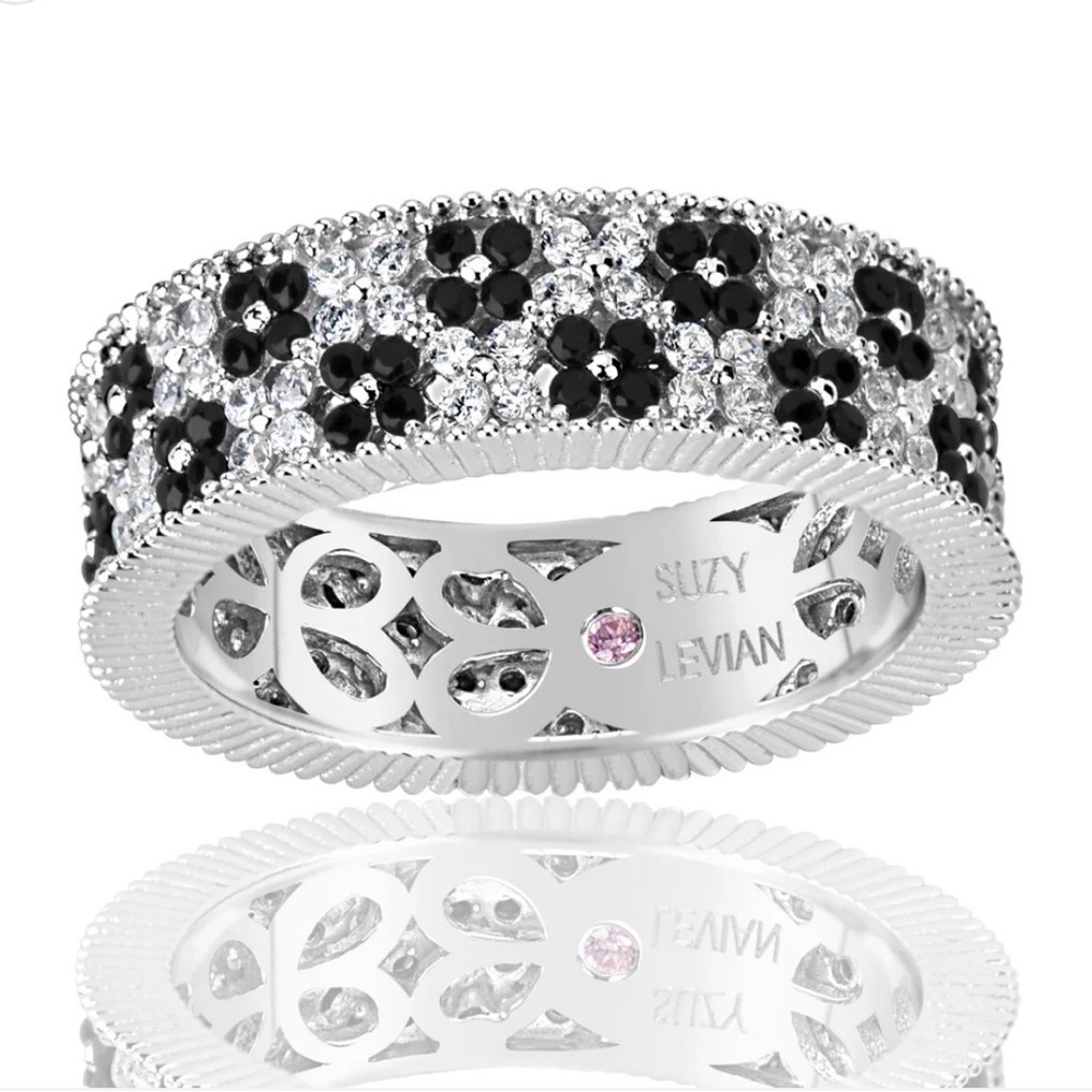 Suzy Levian Sterling Silver Black and White Cubic
Zirconia Floral Eternity Band